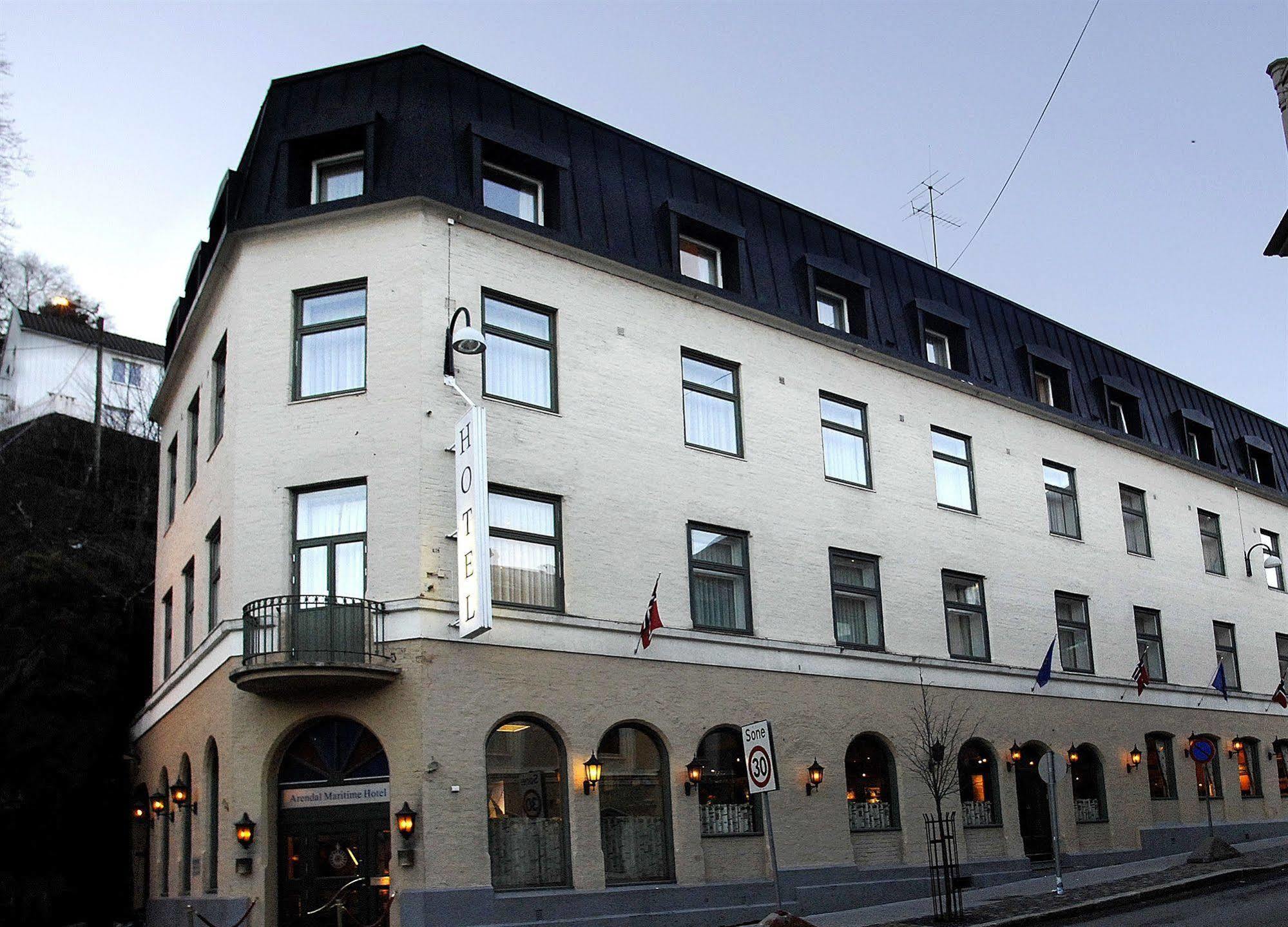 Grand Hotel Arendal - Unike Hoteller Exterior photo